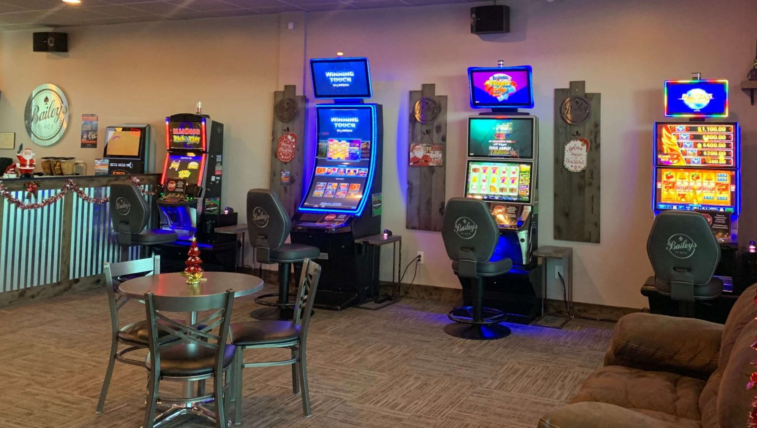 Bailey's Place Video Poker and Slots Cafe Ottawa, Illinois